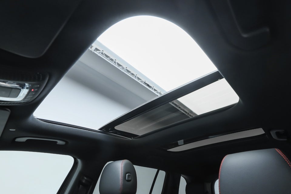 Mercedes EQB300 AMG Line 4Matic 5d