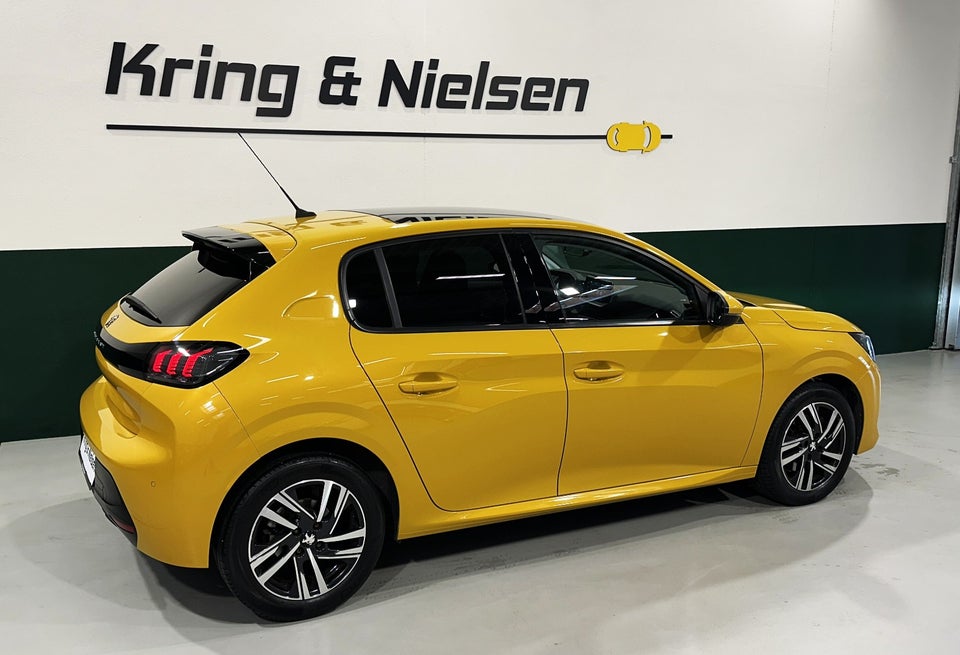 Peugeot 208 1,5 BlueHDi 100 Allure Sky 5d