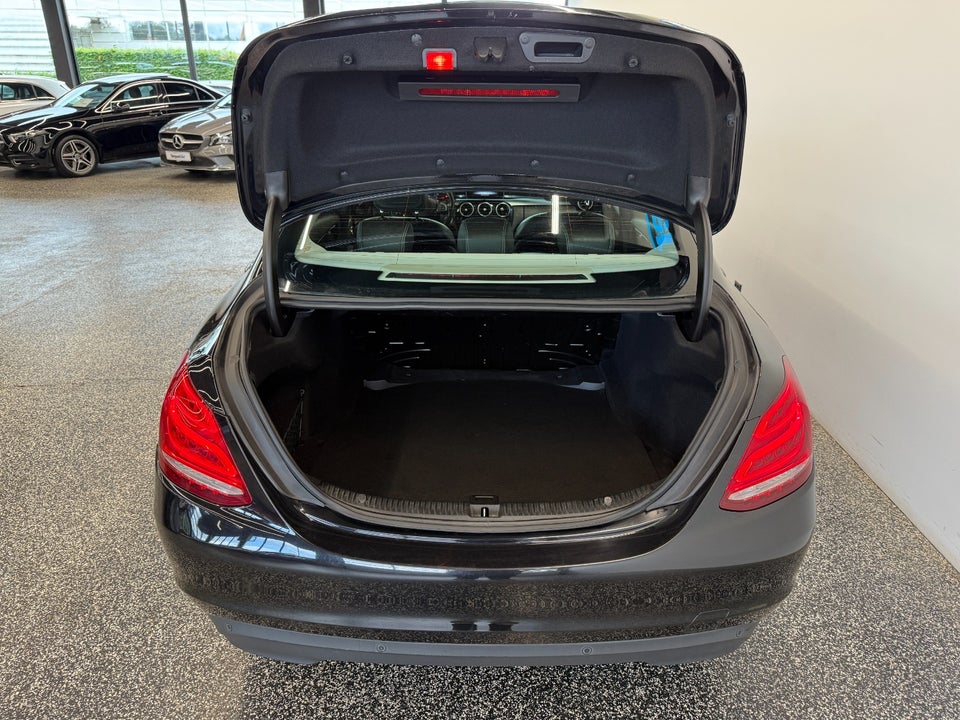 Mercedes C200 2,0 Avantgarde aut. 4d