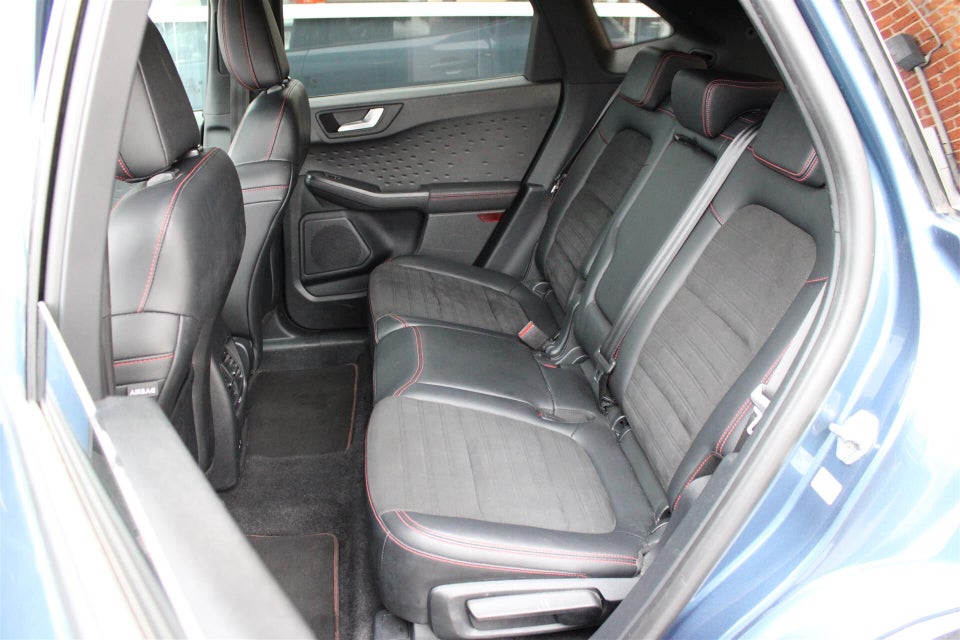 Ford Kuga 2,5 PHEV ST-Line X CVT 5d