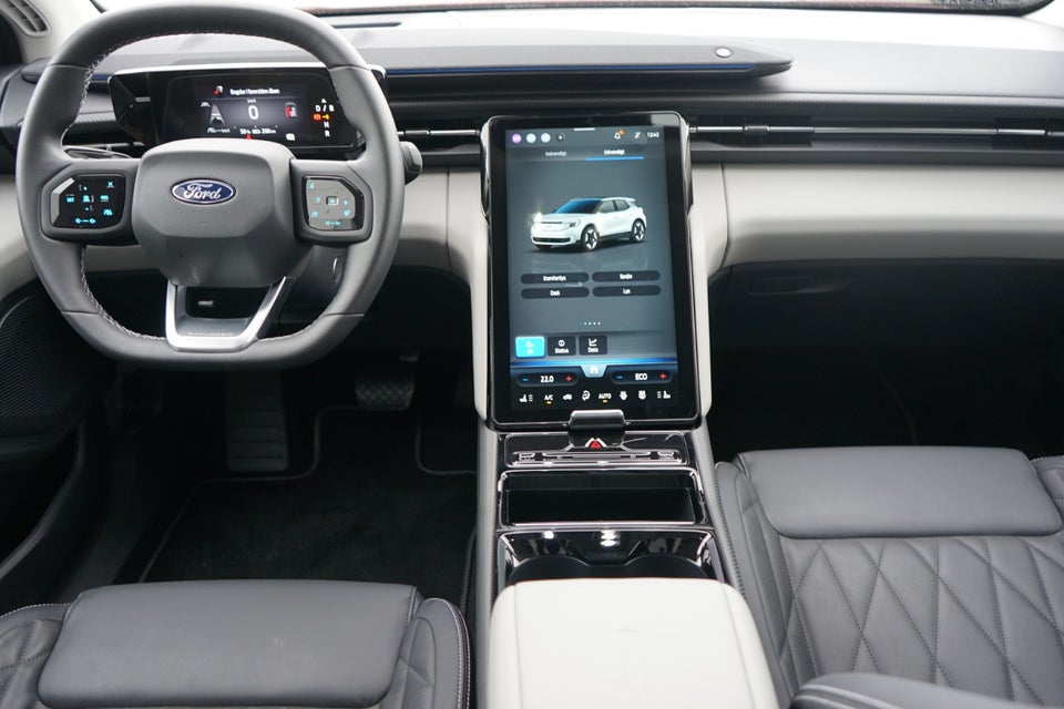 Ford Explorer 77 Premium Extended Range 5d