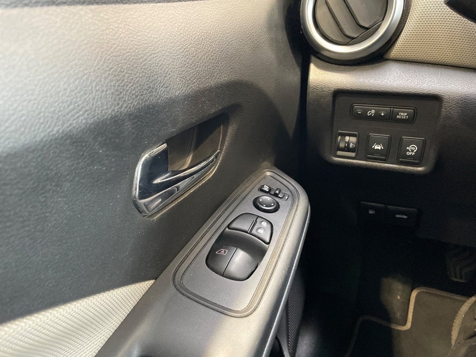 Nissan Micra 0,9 IG-T 90 N-Connecta 5d