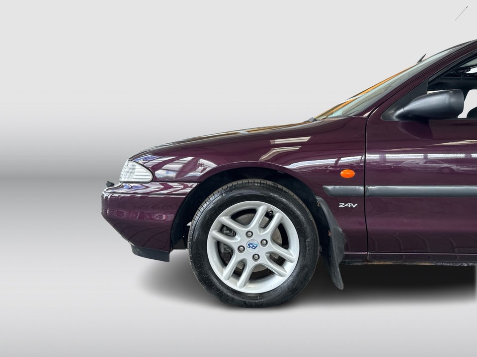 Ford Mondeo 2,5 V6 5d