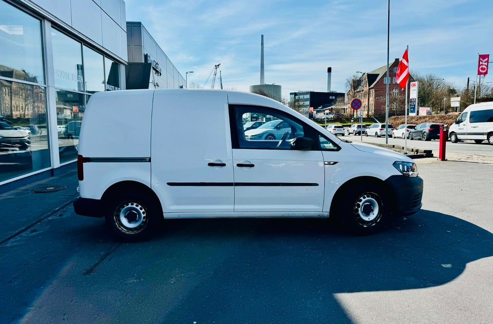 VW Caddy 2,0 TDi 102 BlueMotion Van 4d