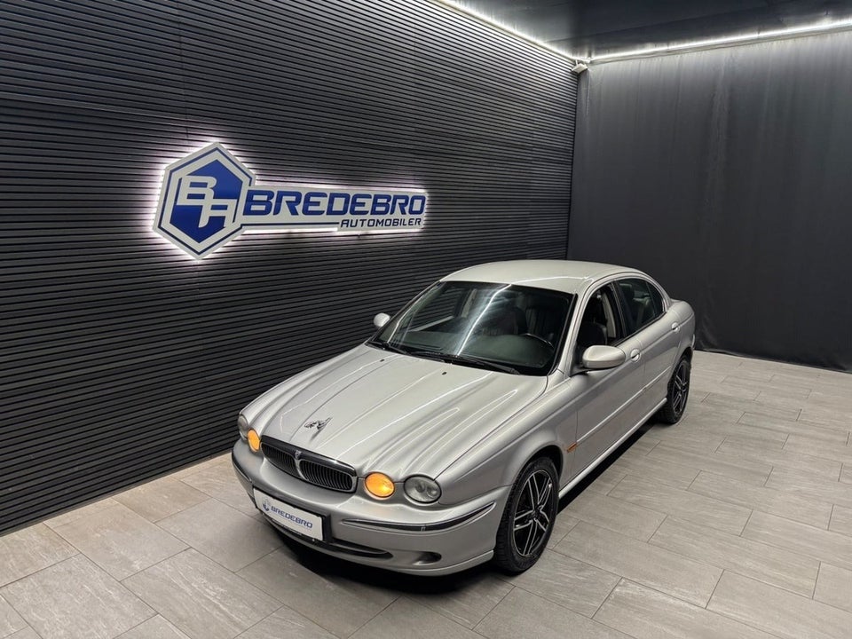Jaguar X-type 2,5 Classic 4d