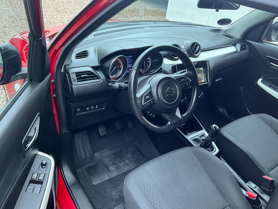 Suzuki Swift 1,2 Dualjet mHybrid Action 5d