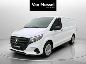 Mercedes Vito 114, modelår 2024, 2,990 km