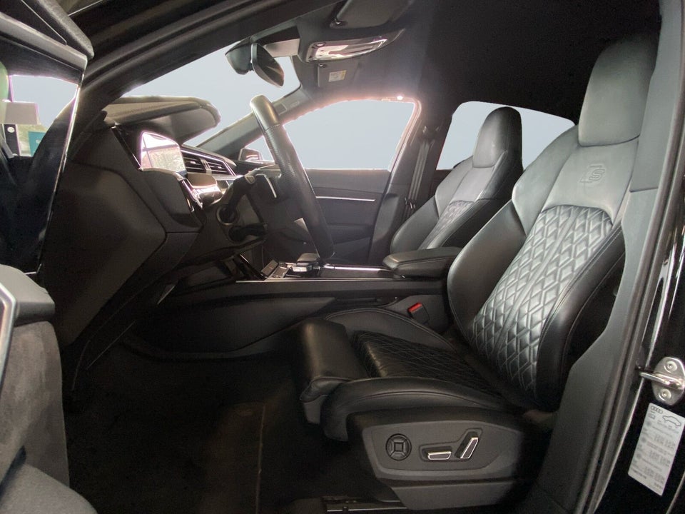 Audi e-tron S Sportback quattro 5d