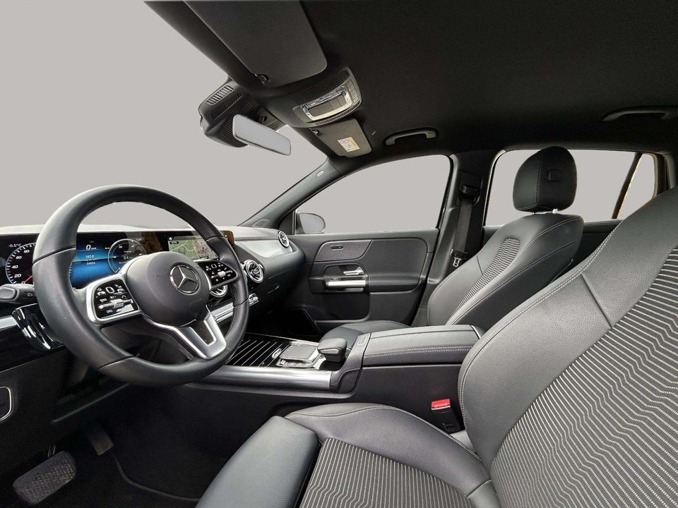 Mercedes EQA250+ Progressive 5d