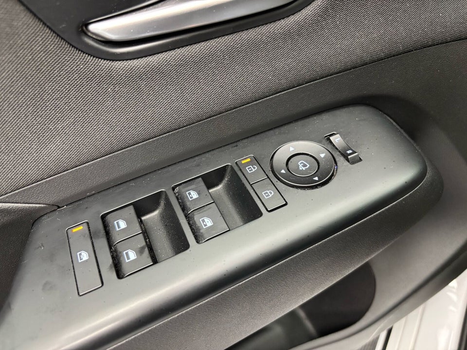 Hyundai Kona 65 EV Essential 5d