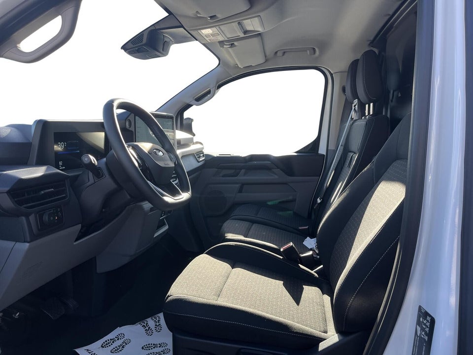 Ford E-Transit Custom 320S 64 Trend