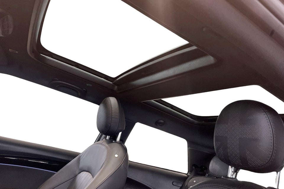 MINI Cooper SE Younique Trim 3d