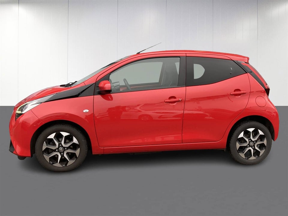 Toyota Aygo 1,0 VVT-i x-press 5d