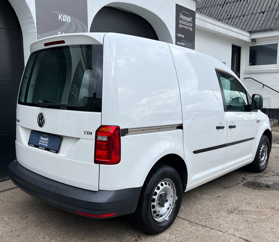 VW Caddy 2,0 TDi 102 BMT Van 4d