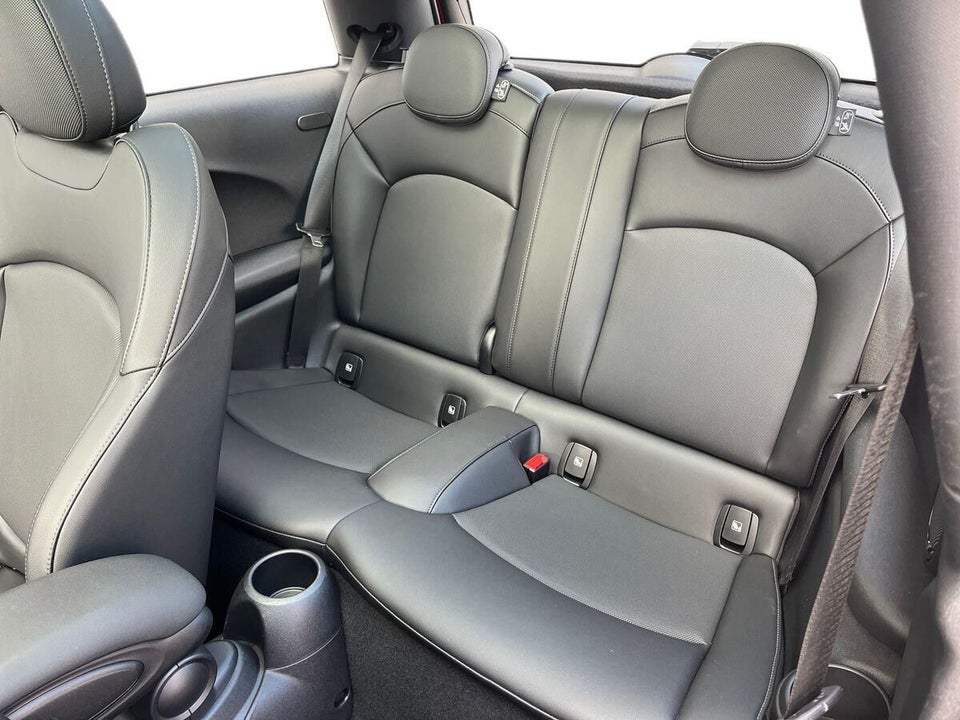 MINI Cooper SE Camden Edition 3d