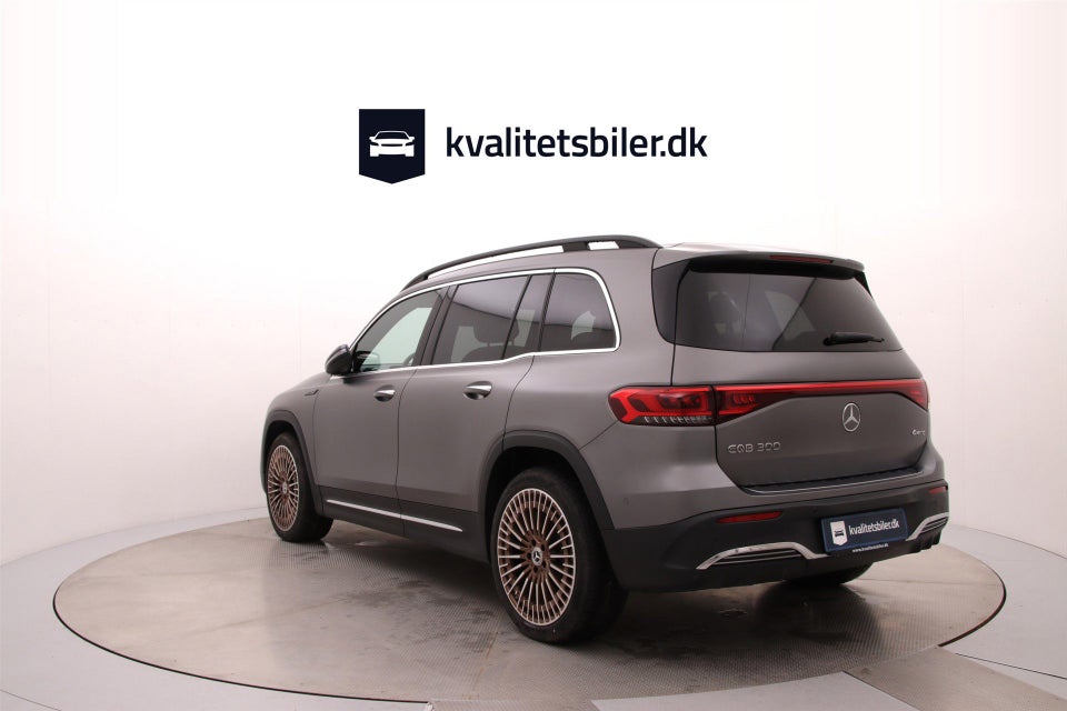 Mercedes EQB300 AMG Line 4Matic 5d