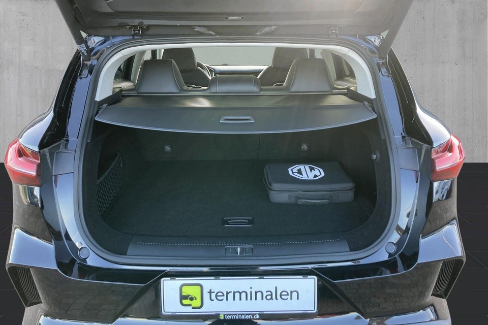 MG Marvel R Luxury 5d