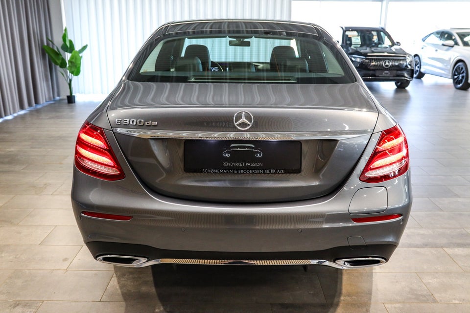 Mercedes E300 de 2,0 AMG Line aut. 4d