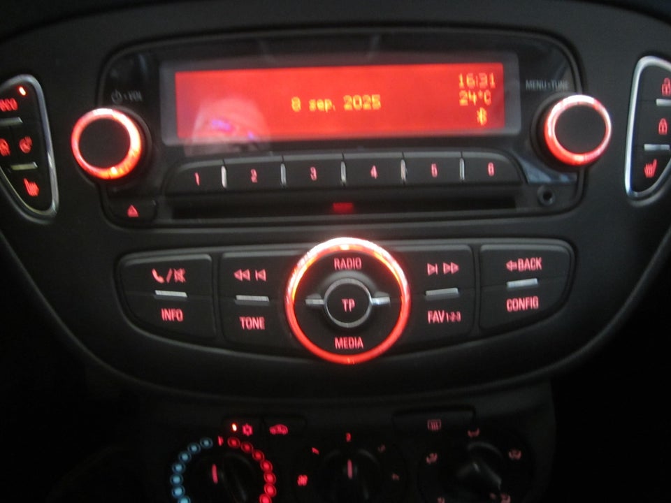 Opel Corsa 1,4 16V Enjoy 5d