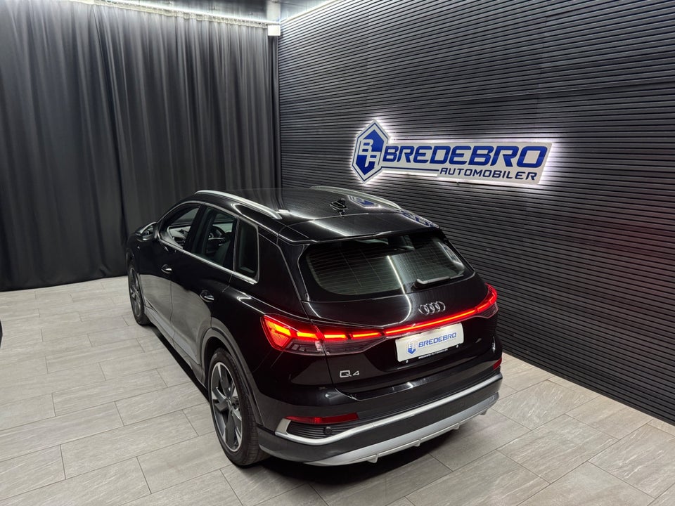 Audi Q4 e-tron 45 S-line 5d