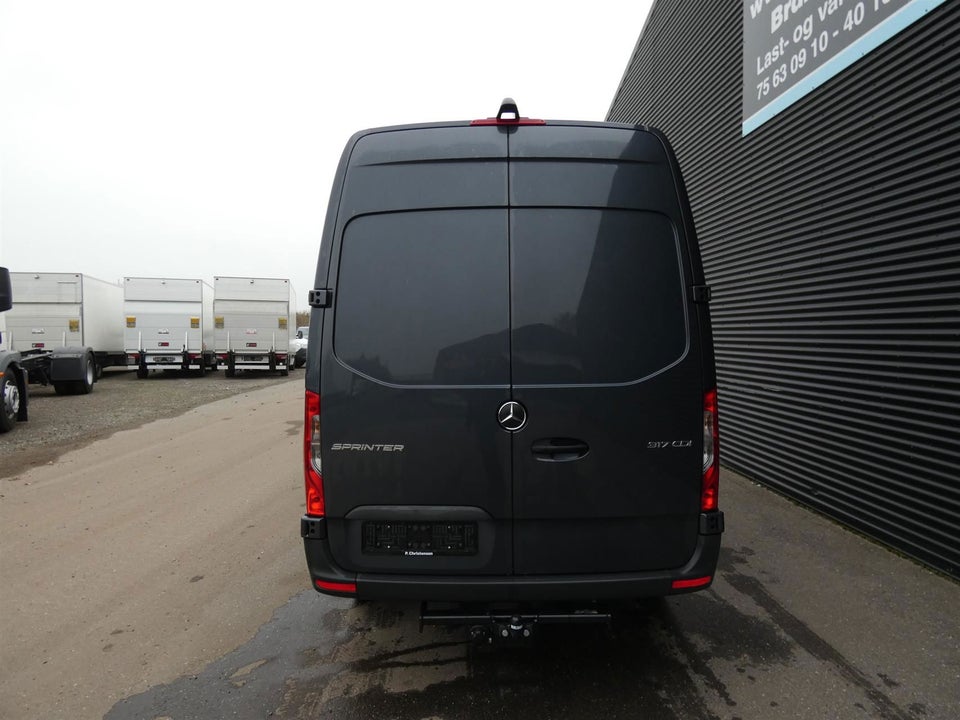 Mercedes Sprinter 317 2,0 CDi A2 Kassevogn aut. RWD