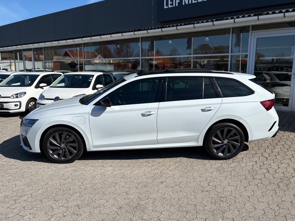 Skoda Octavia 1,4 TSi iV RS Combi DSG 5d