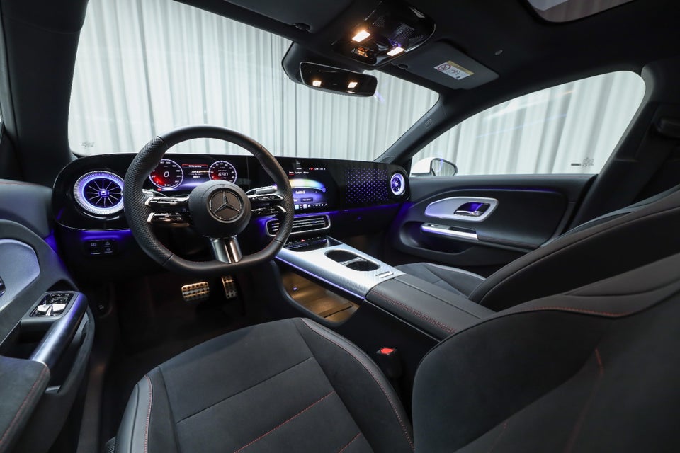 Mercedes CLA250+ EQ AMG Advance Plus 4d