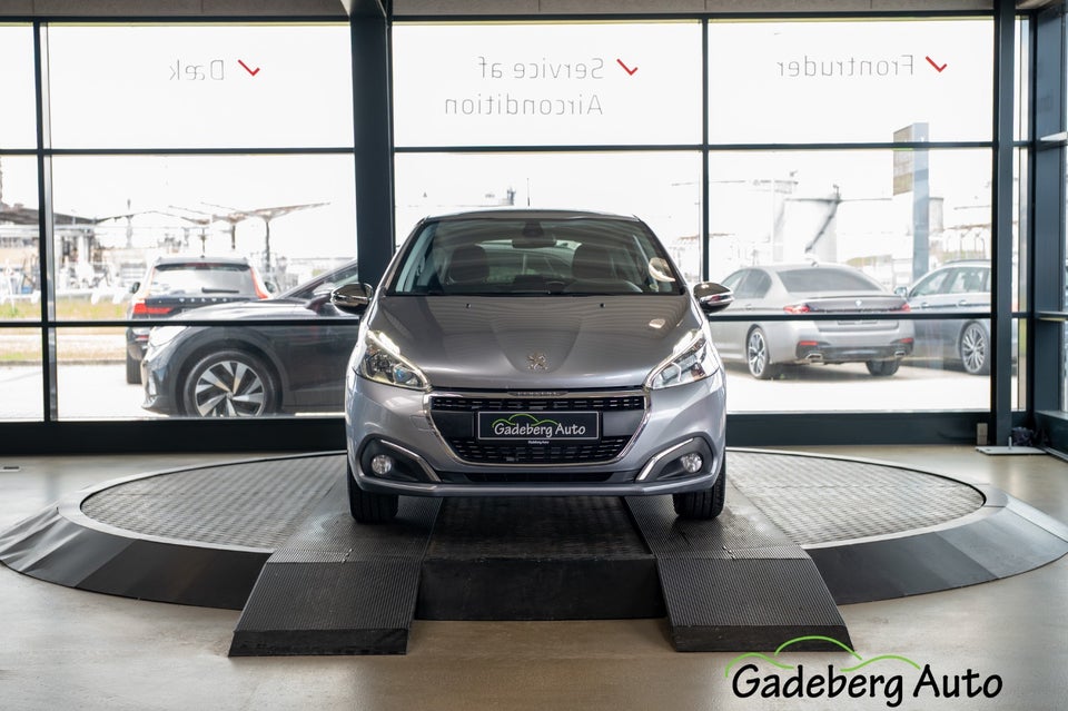 Peugeot 208 1,2 PureTech 82 Exclusive+ 5d