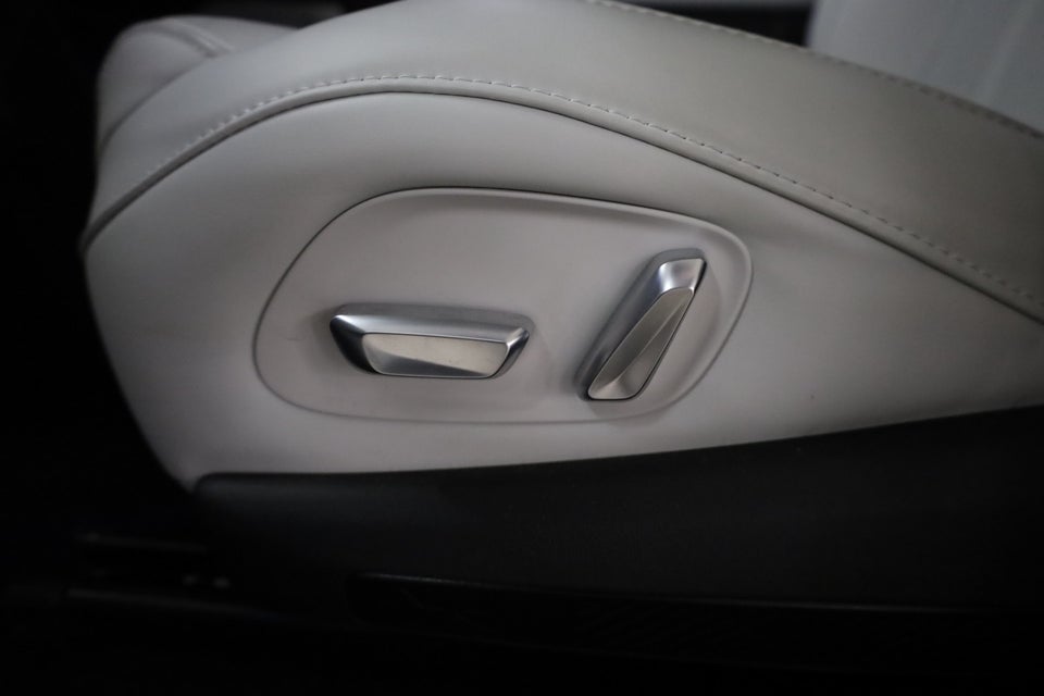 Xpeng G6 Performance 5d