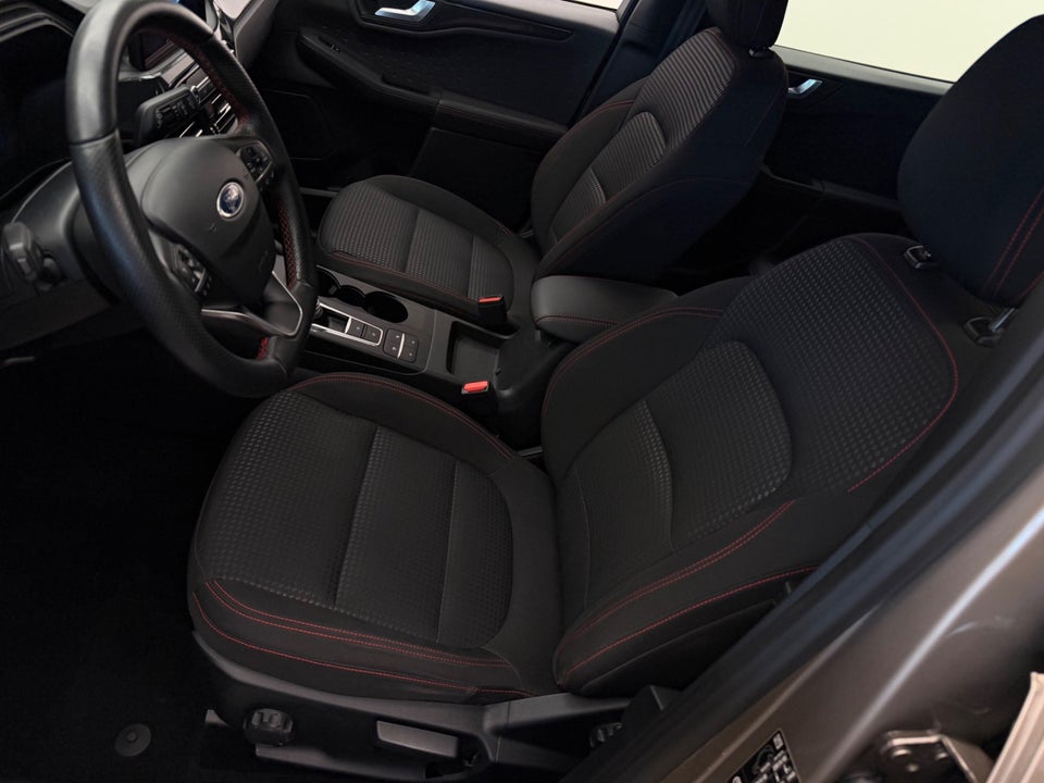 Ford Kuga 2,5 PHEV ST-Line CVT 5d