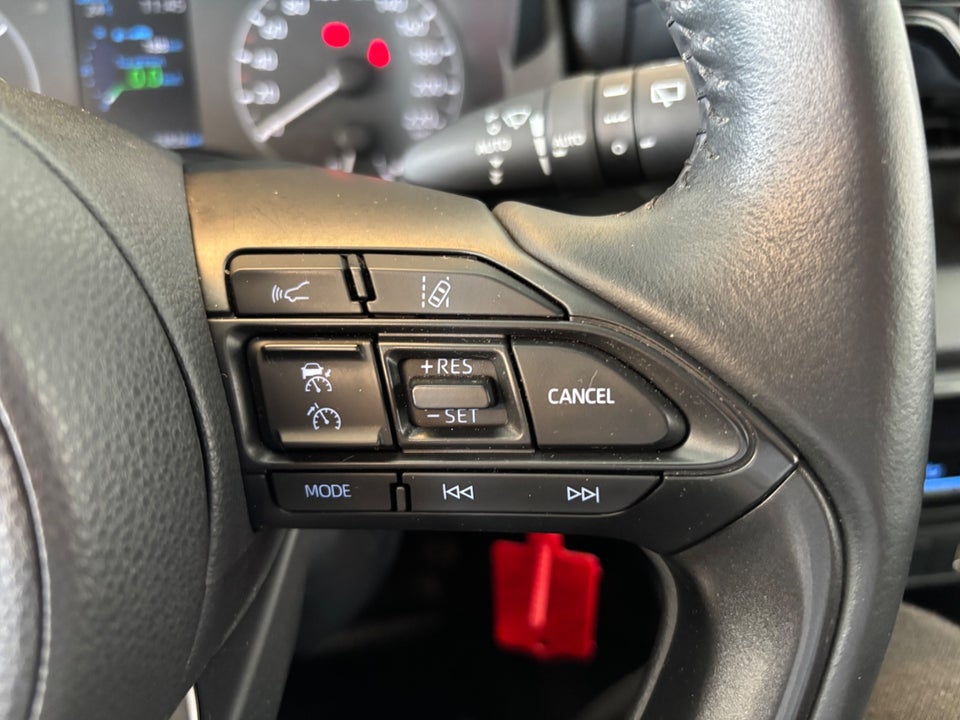 Toyota Yaris 1,5 Hybrid Active e-CVT 5d