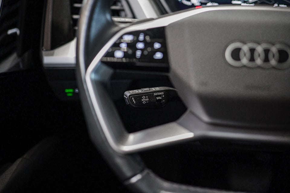 Audi Q4 e-tron 40 S-line 5d
