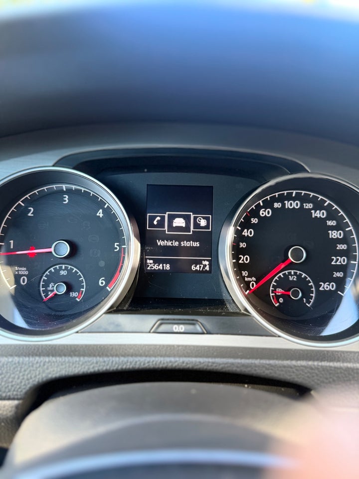 VW Golf VII 1,6 TDi 105 Highline DSG BMT 5d