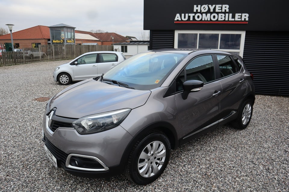 Renault Captur 0,9 TCe 90 Expression 5d