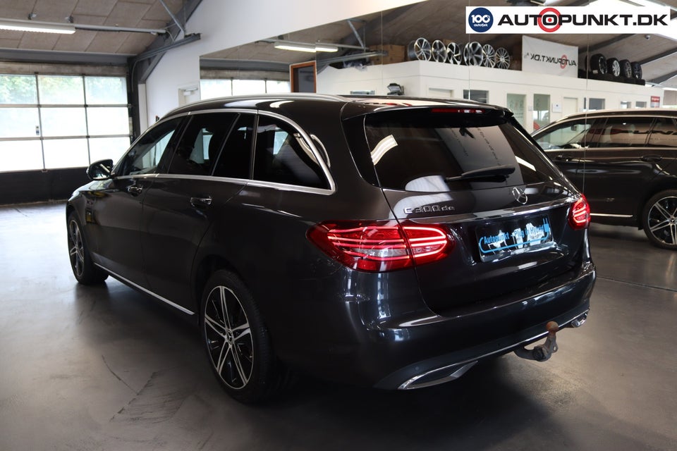 Mercedes C300 de 2,0 Avantgarde stc. aut. 5d