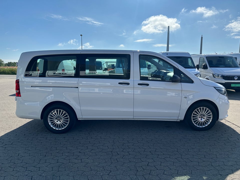 Mercedes eVito 129 Tourer PRO L Van