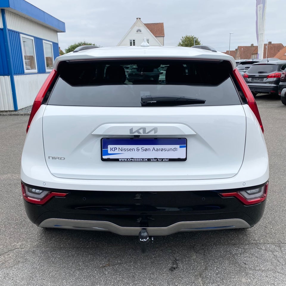 Kia Niro 64 EV Upgrade 5d