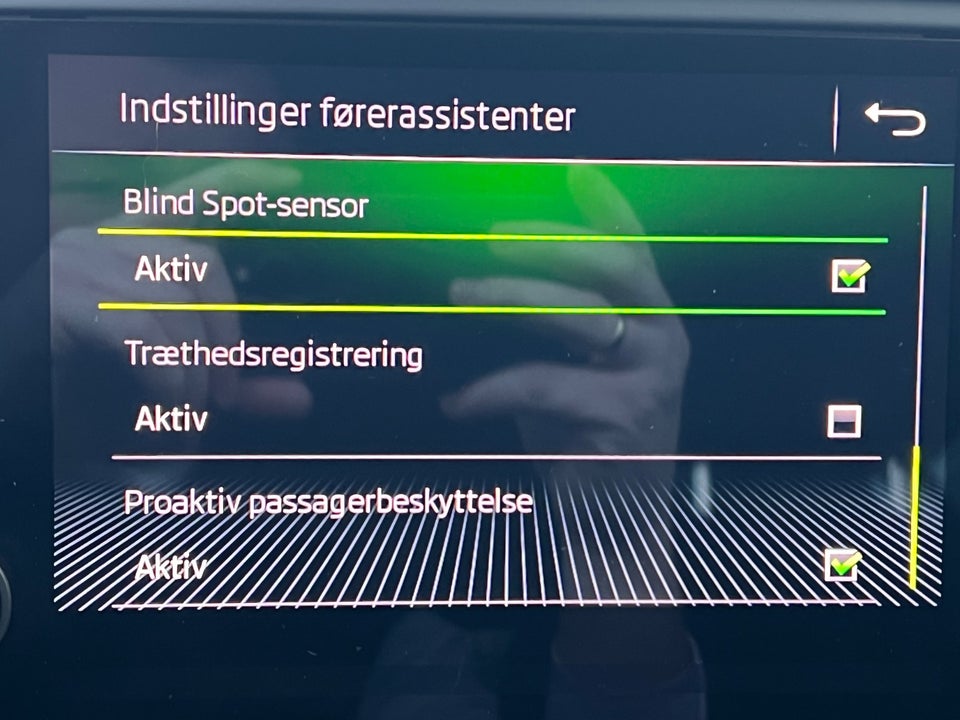 Skoda Octavia 1,6 TDi 115 Business Line Combi DSG 5d