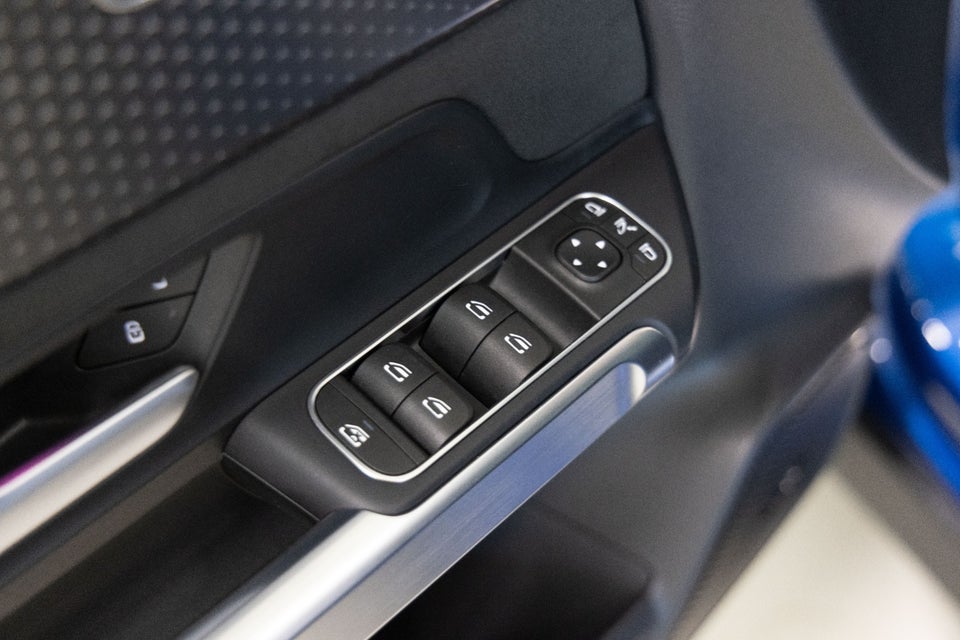 Mercedes EQB250+ AMG Advance Plus 7prs 5d