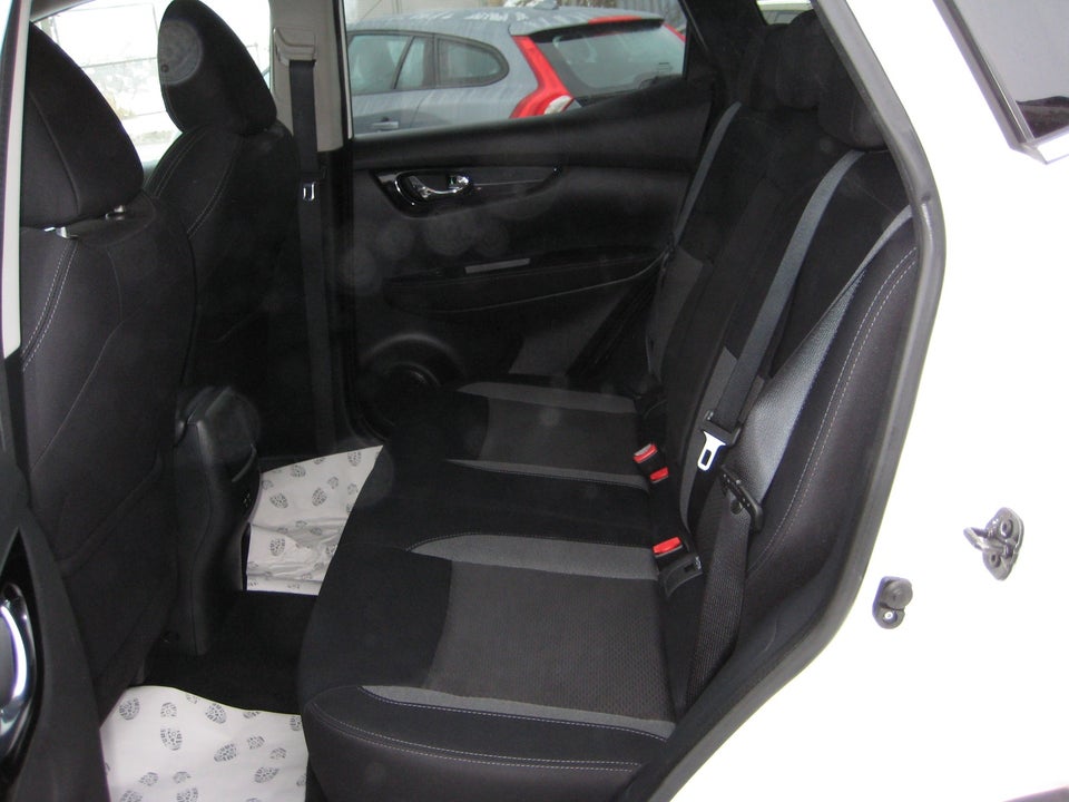 Nissan Qashqai 1,5 dCi 115 N-Connecta 5d