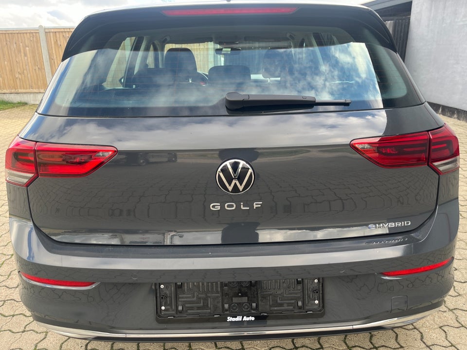 VW Golf VIII 1,4 eHybrid DSG 5d