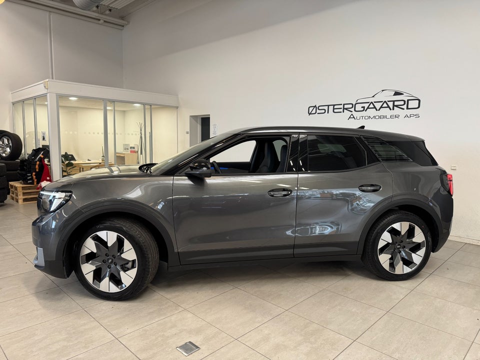 Ford Explorer 77 Premium Extended Range 5d