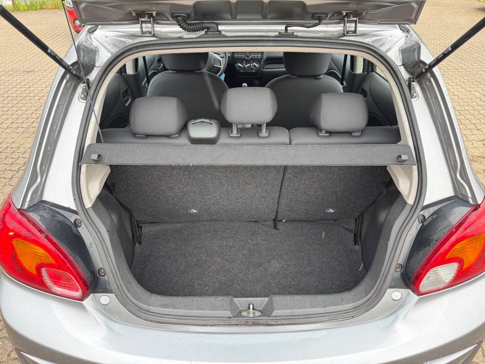 Mitsubishi Space Star 1,0 Inform 5d