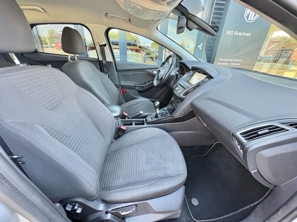 Ford Focus 1,0 EcoBoost Titanium 5d