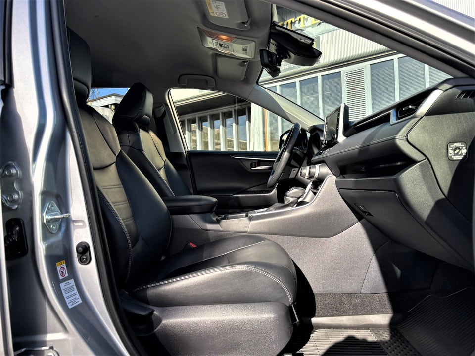 Toyota RAV4 2,5 Hybrid H4 MDS 5d