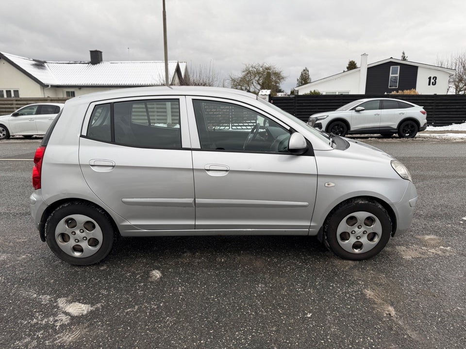 Kia Picanto 1,1 Active 5d