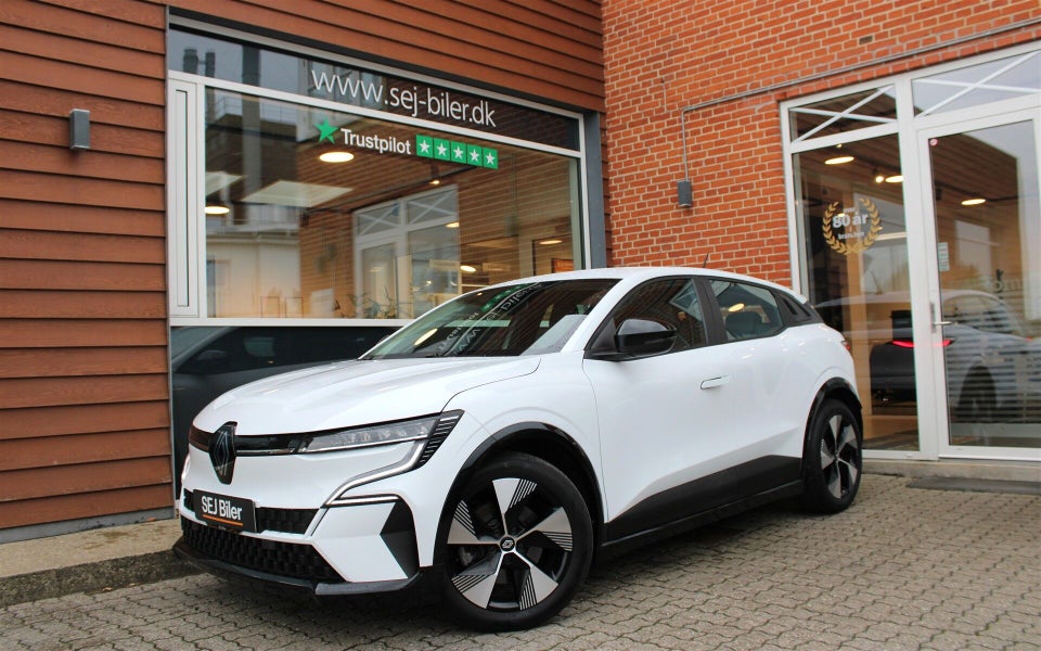 Renault Megane E-Tech 60 Equilibre 5d