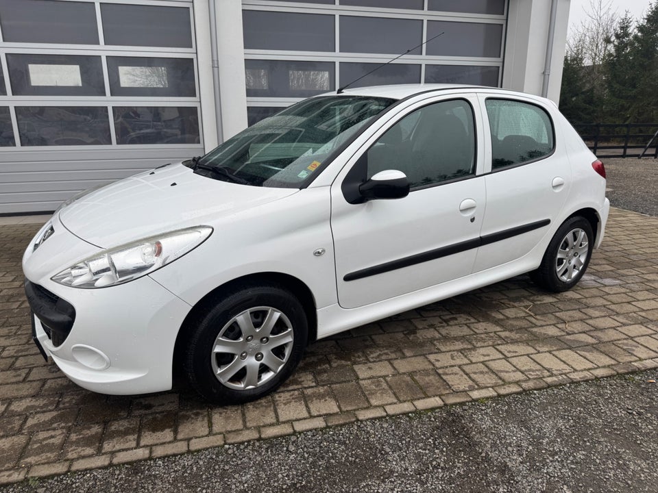Peugeot 206+ 1,4 Active 5d