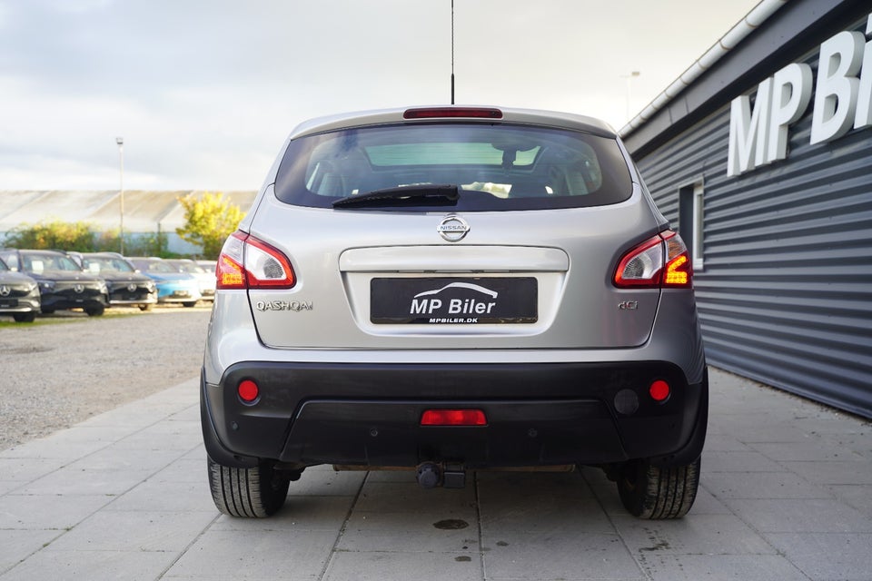 Nissan Qashqai 2,0 dCi Tekna 5d
