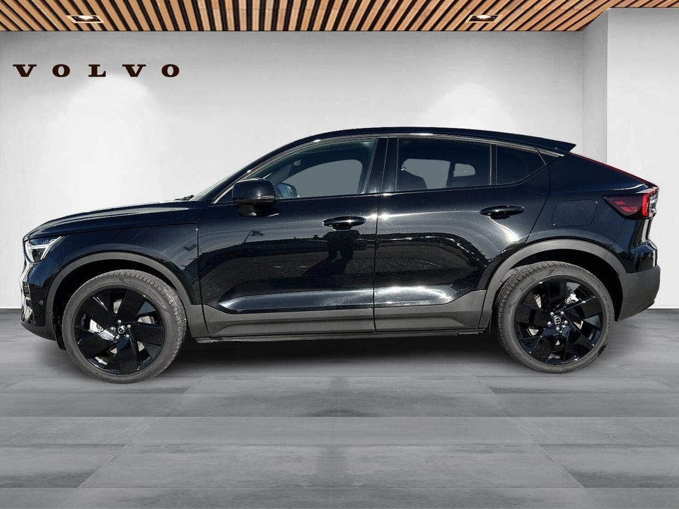 Volvo EC40 Extended Range Black Edition 5d